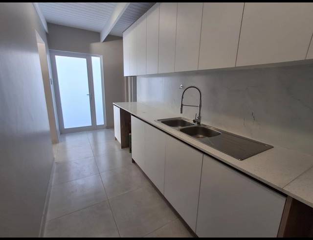 3 BEDROOM HOUSE FOR SALE IN LAMPIESBAAI